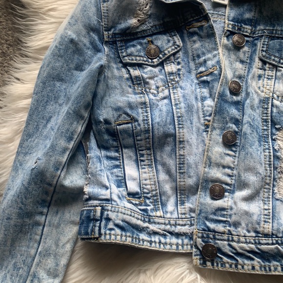 Y2K Destroyed Ripped Cropped Jean Jacket - Picture 7 of 12